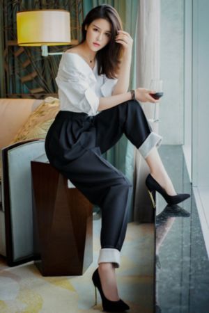 欧美大波少妇在厨房被_1080P电影免费在线